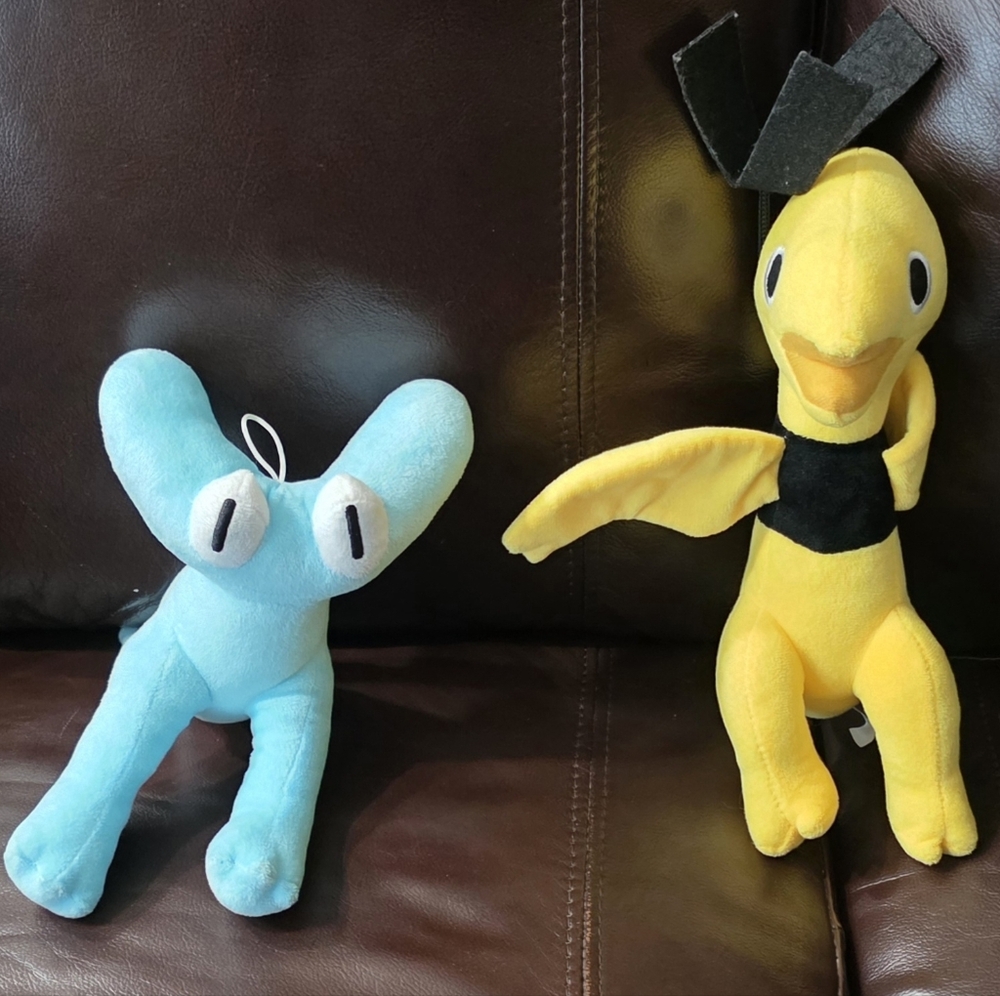 🦋 Roblox Rainbow Friends - Cyan and Yellow